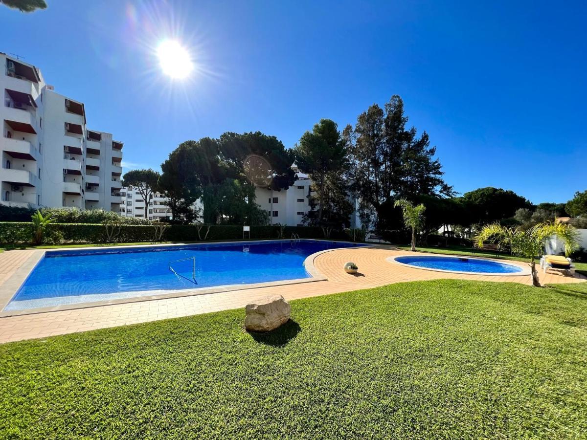 Vilamoura - Spacious With Swimming Pool & View Exterior photo
